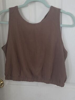 Essential Cropped Tank Top in Mauve Brown NWT Sz Lg